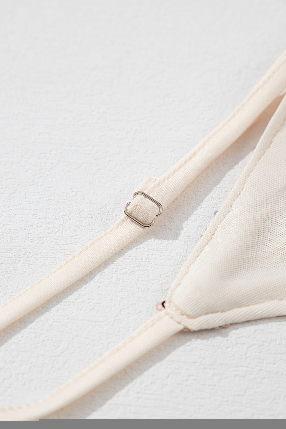 Rhoda | Goudkleurig lovertje V-hals mouwloos jumpsuit