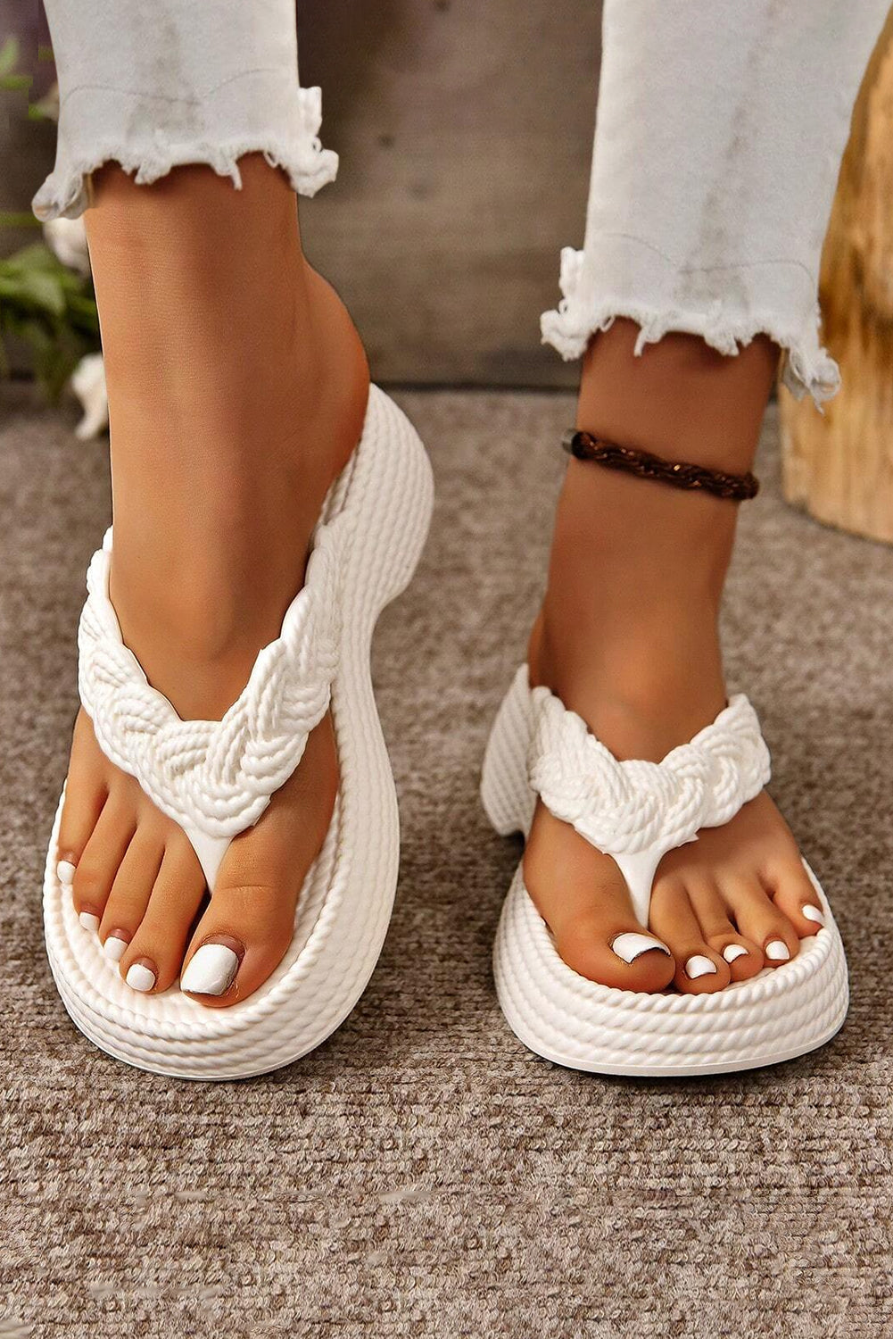 Fianna | White Braided Pattern Thick Sole Flip Flop