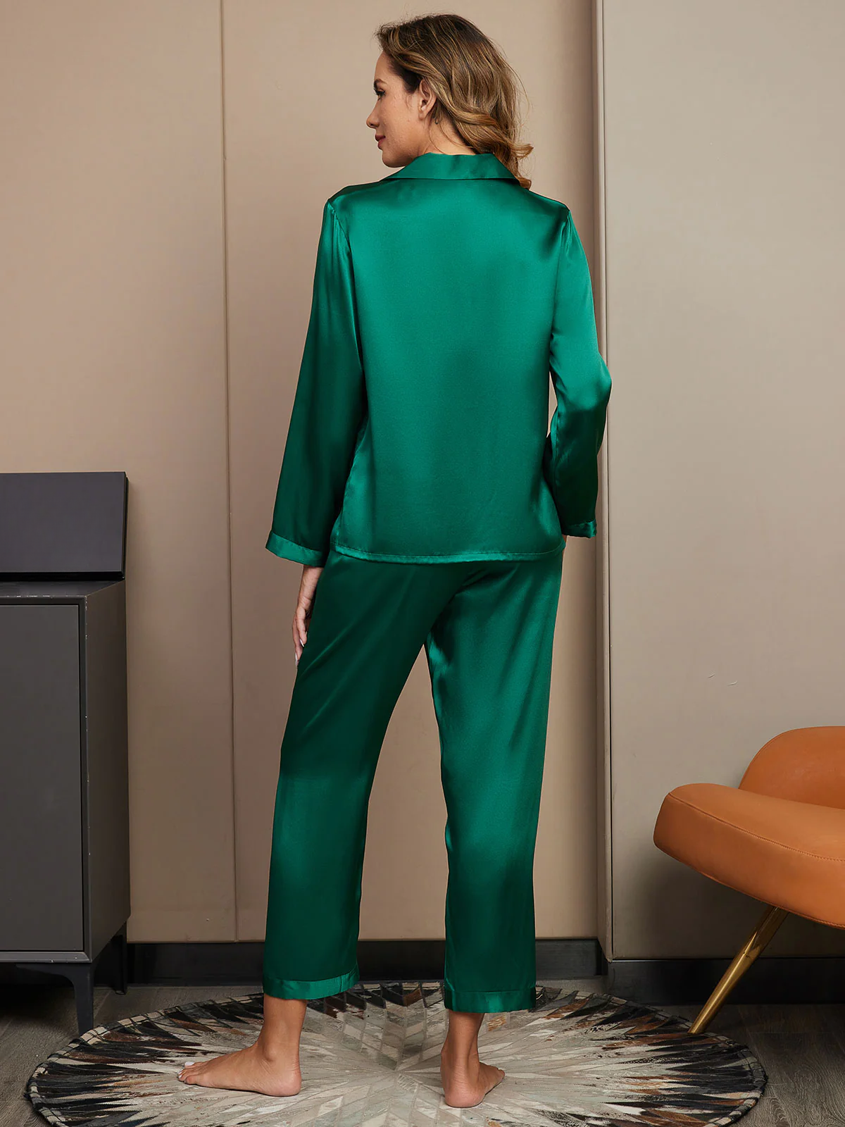 Gemina | Elegante pyjamaset met knopen in pure zijde