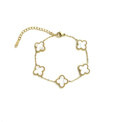 Emily Clover Armband