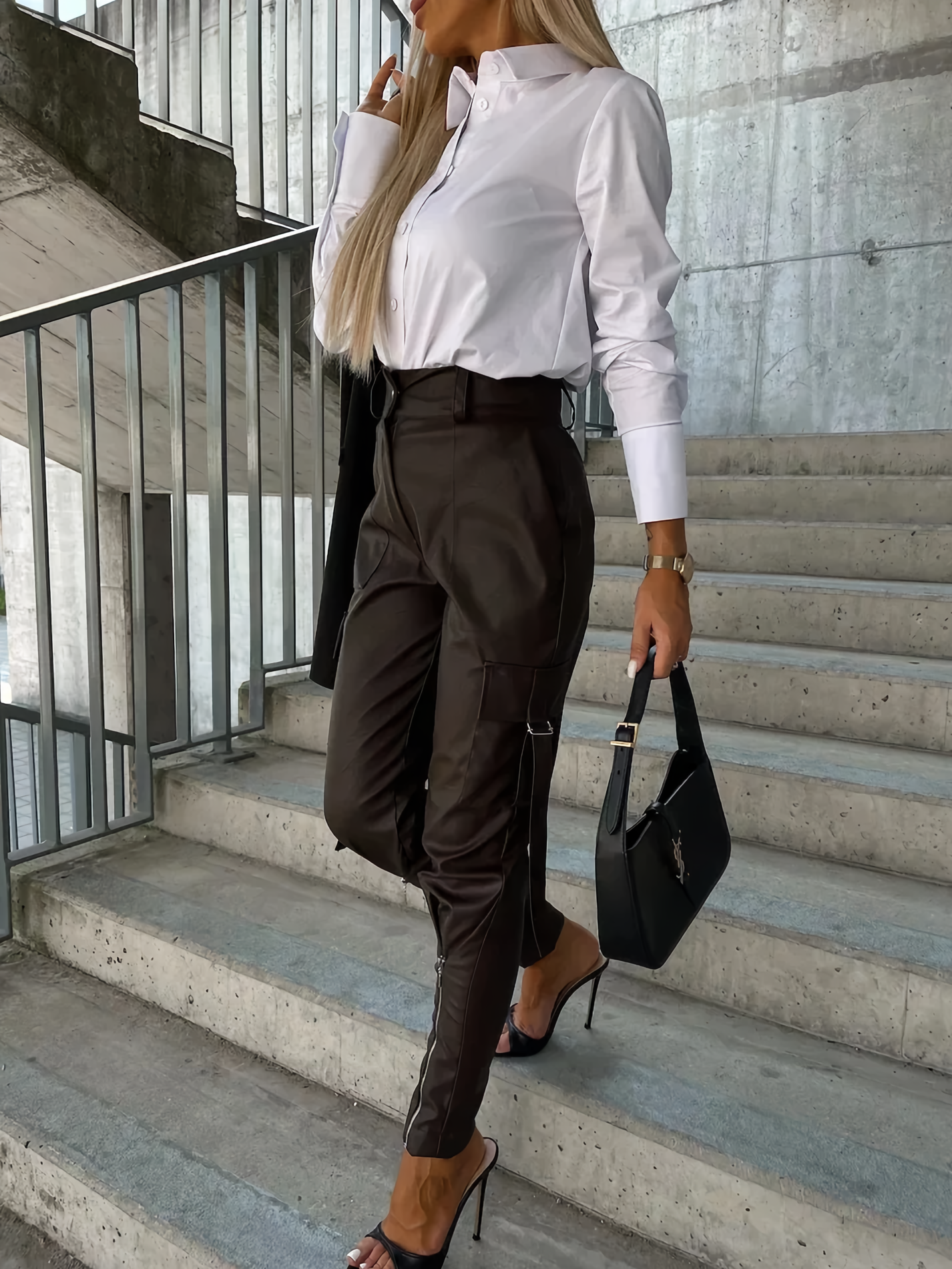 Gillian - Stijlvolle lederhosen