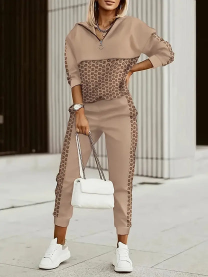 Vica - Casual hoodie met lange mouwen en kwart rits en slim-fit joggingbroek