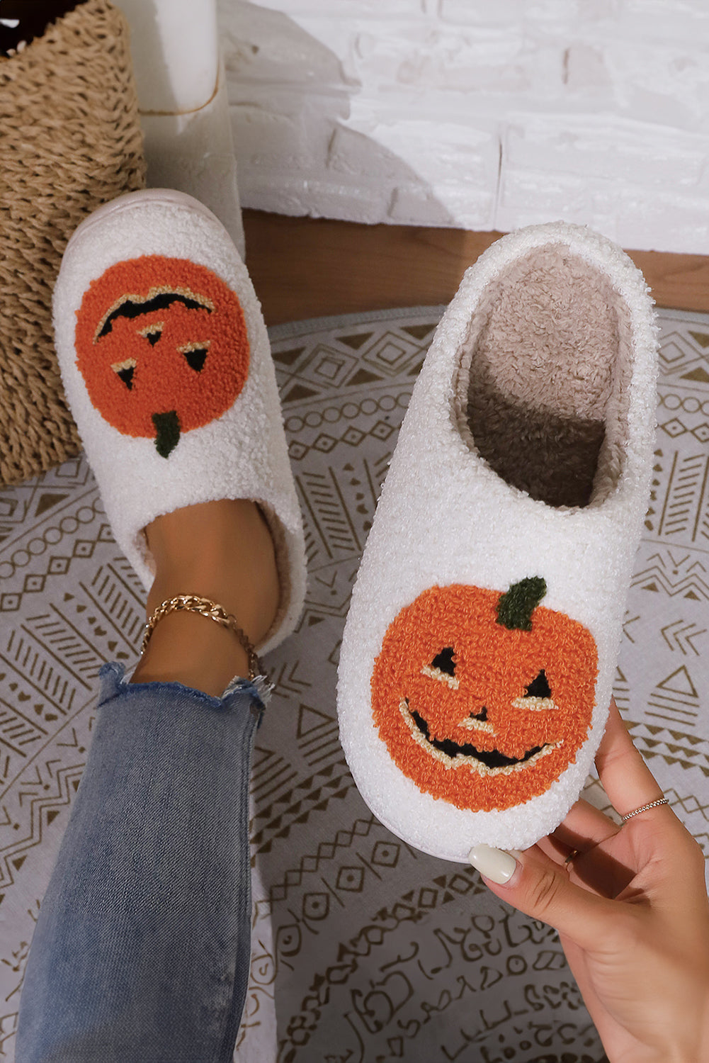 SpookySlips | Hippe Halloween pantoffels met pompoenprint