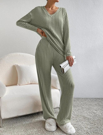 Marita | Knitted trousers and pants for women