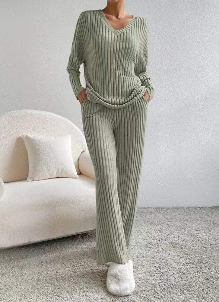 Marita | Knitted trousers and pants for women